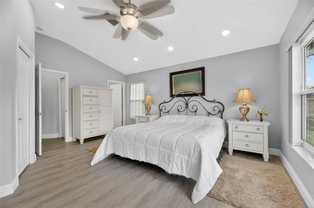 18947 Duquesne Drive Tampa FL 33647