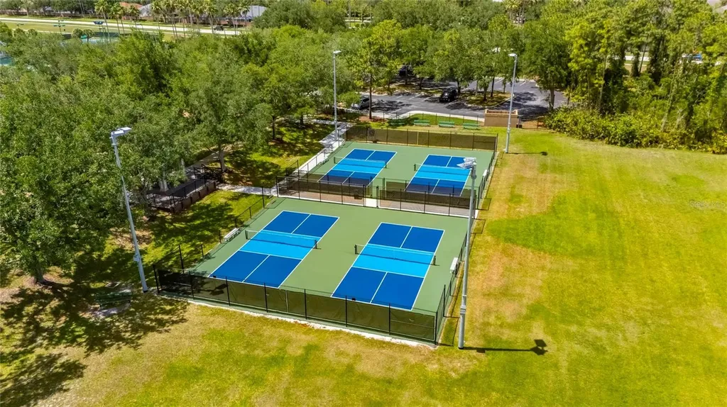 18947 Duquesne Drive Tampa FL 33647