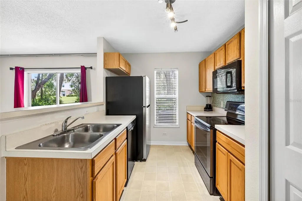 4656 Ashburn Square Drive Tampa FL 33610