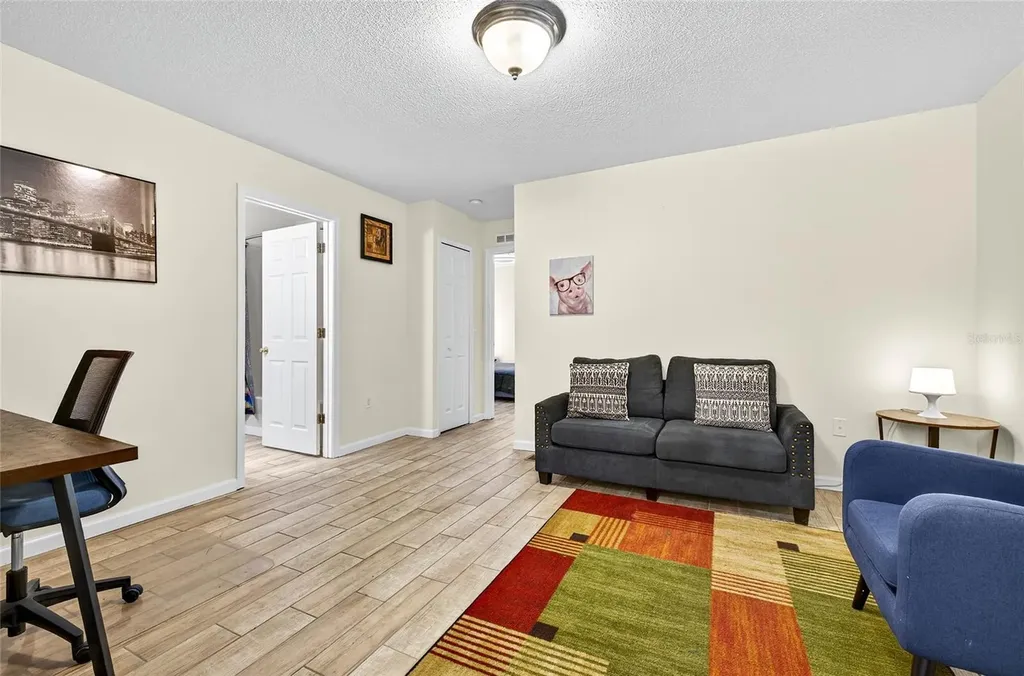 4656 Ashburn Square Drive Tampa FL 33610