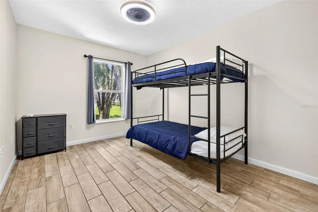 4656 Ashburn Square Drive Tampa FL 33610