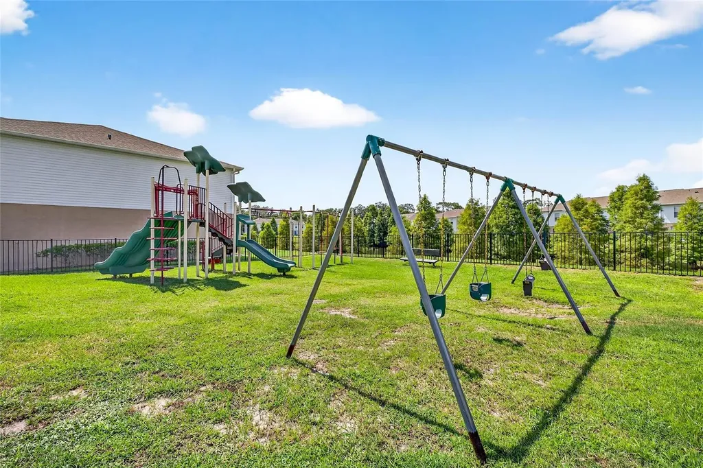 4656 Ashburn Square Drive Tampa FL 33610