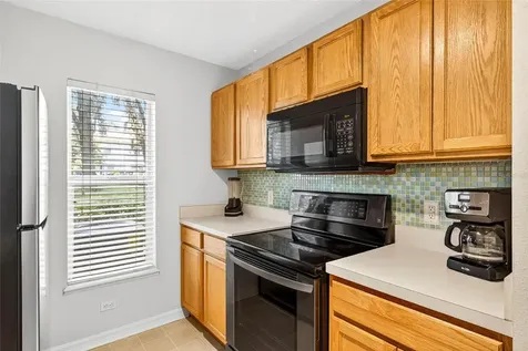 4656 Ashburn Square Drive Tampa FL 33610