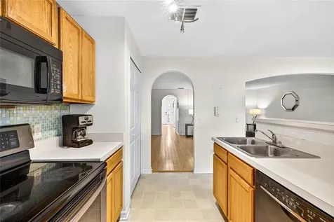 4656 Ashburn Square Drive Tampa FL 33610
