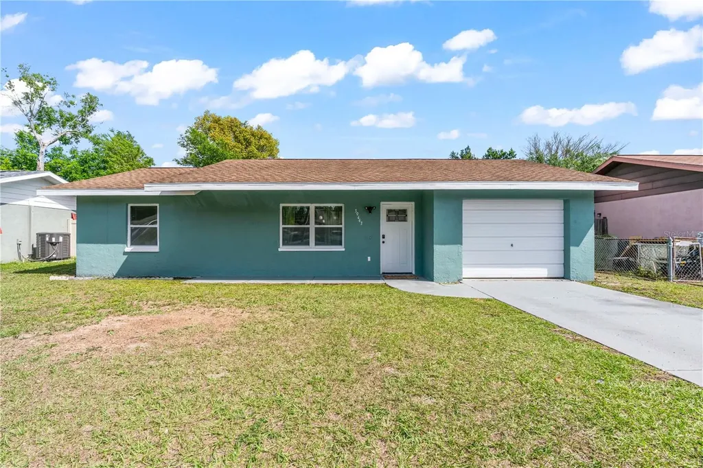 39443 8th Avenue Zephyrhills FL 33542