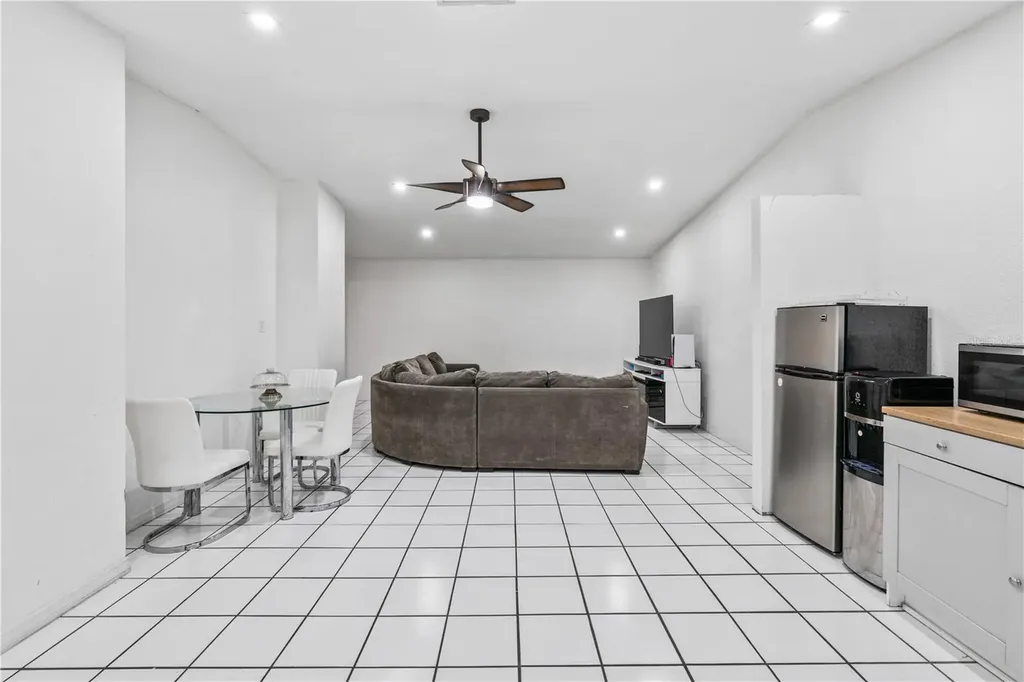 39443 8th Avenue Zephyrhills FL 33542