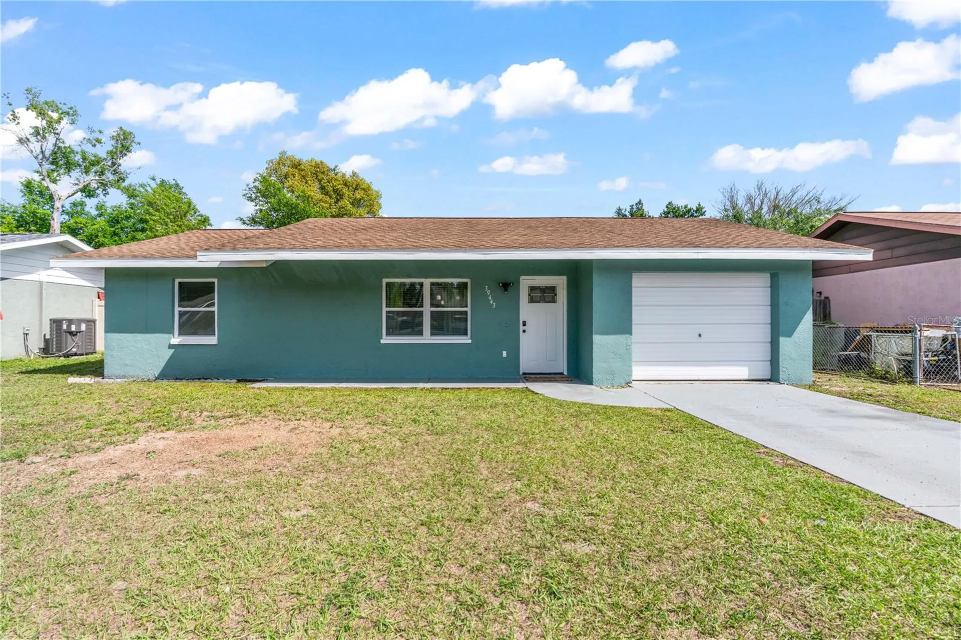 39443 8th Avenue Zephyrhills FL 33542