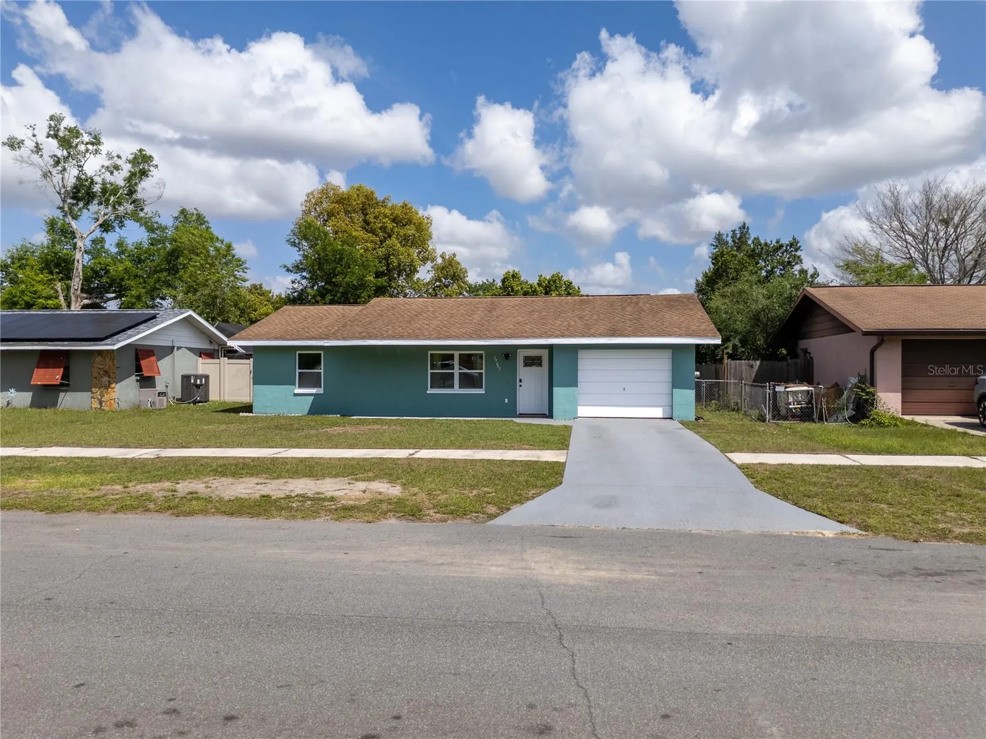39443 8th Avenue Zephyrhills FL 33542
