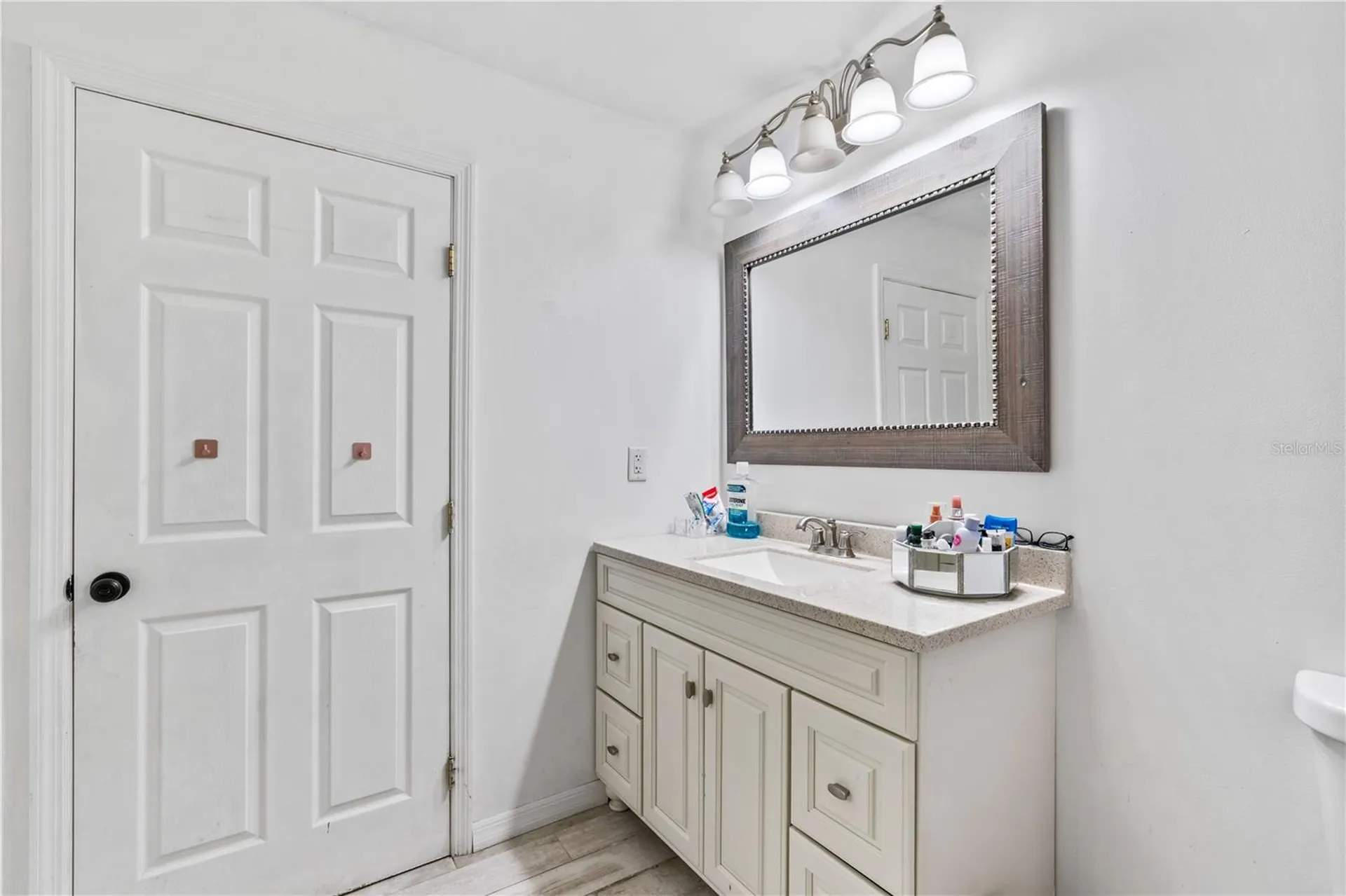 39443 8th Avenue Zephyrhills FL 33542
