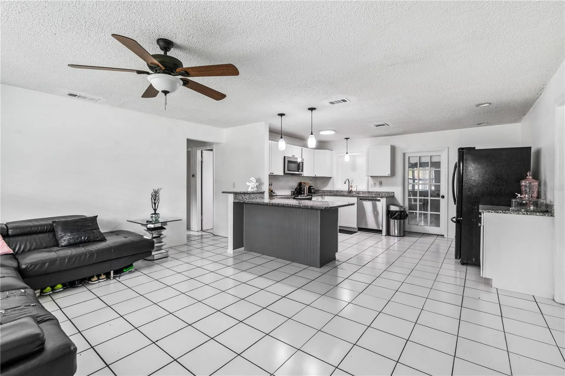 39443 8th Avenue Zephyrhills FL 33542