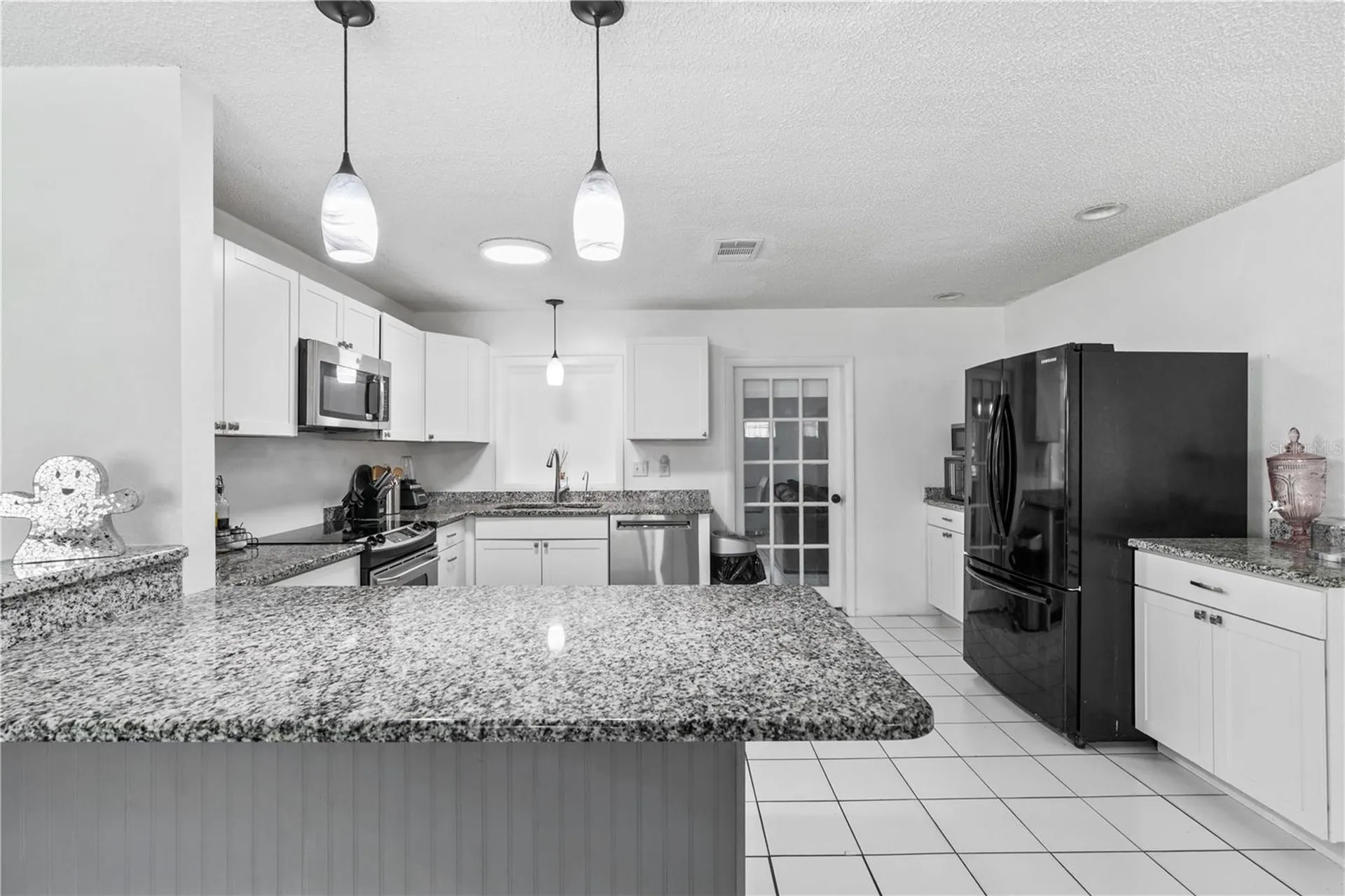 39443 8th Avenue Zephyrhills FL 33542