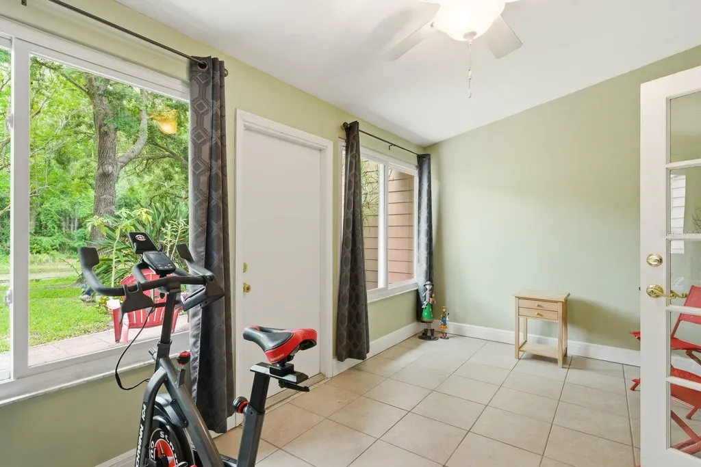 14219 Wellesley Drive Tampa FL 33624