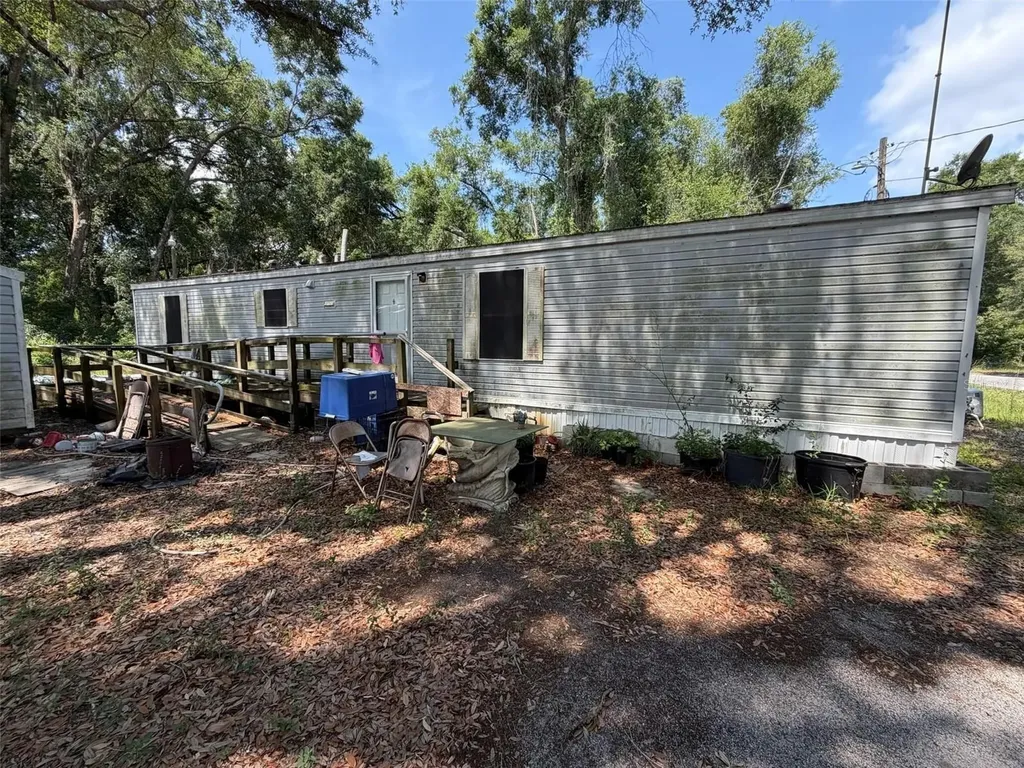 369 Cr 552n Bushnell FL 33513