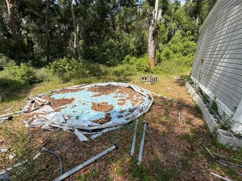 369 Cr 552n Bushnell FL 33513