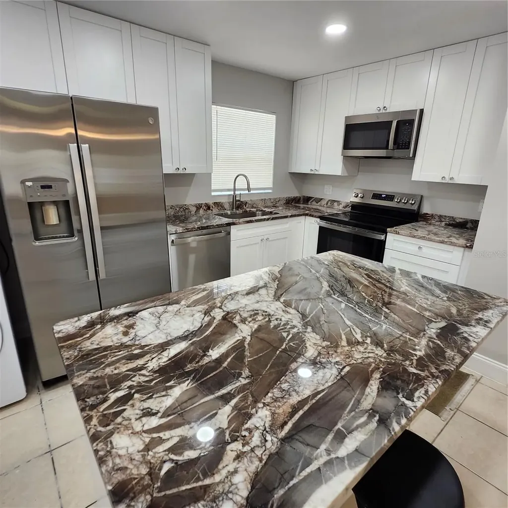 15406 Avalon Avenue Clearwater FL 33760