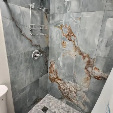15406 Avalon Avenue Clearwater FL 33760