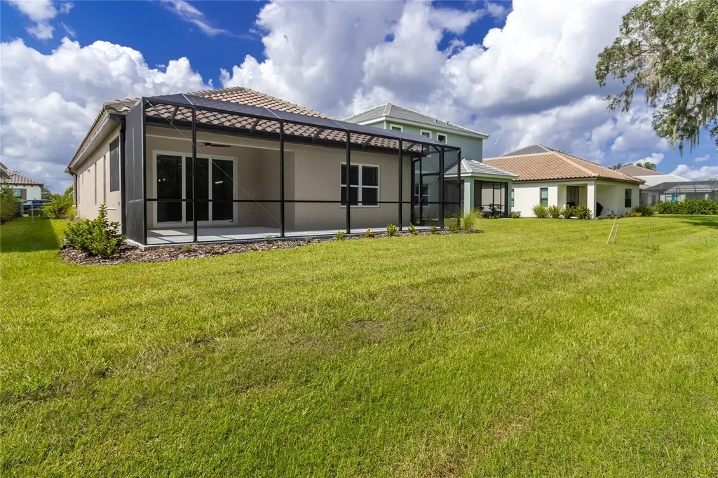 12951 Seasong Terrace Bradenton FL 34211