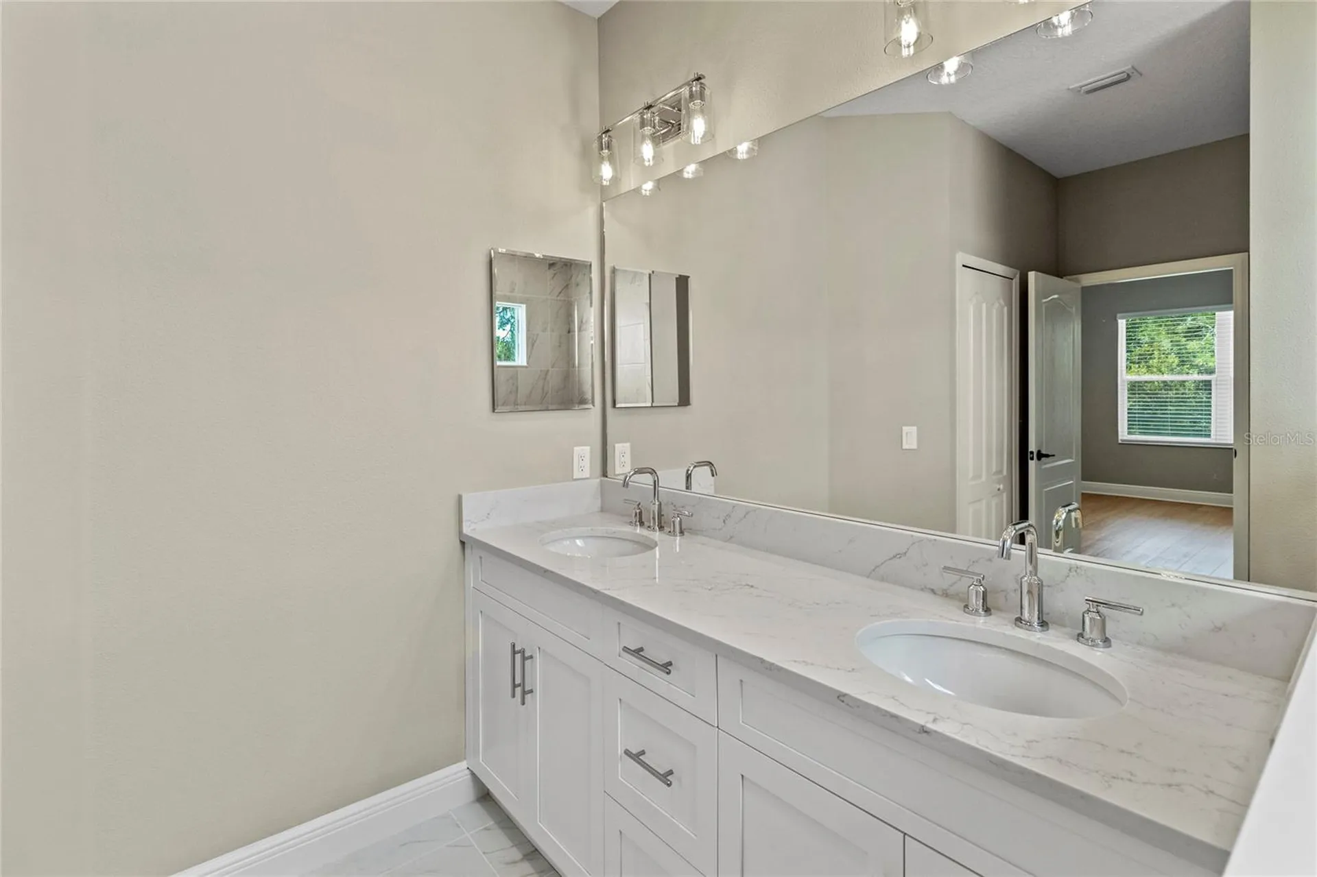 12951 Seasong Terrace Bradenton FL 34211
