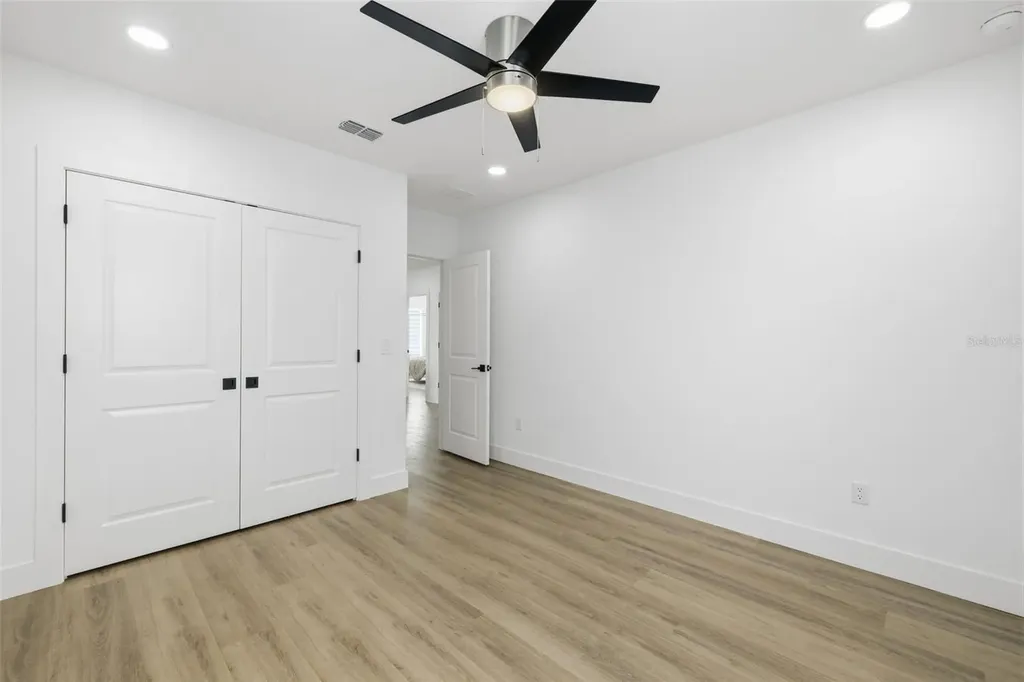 2328 W La Salle Street Tampa FL 33607
