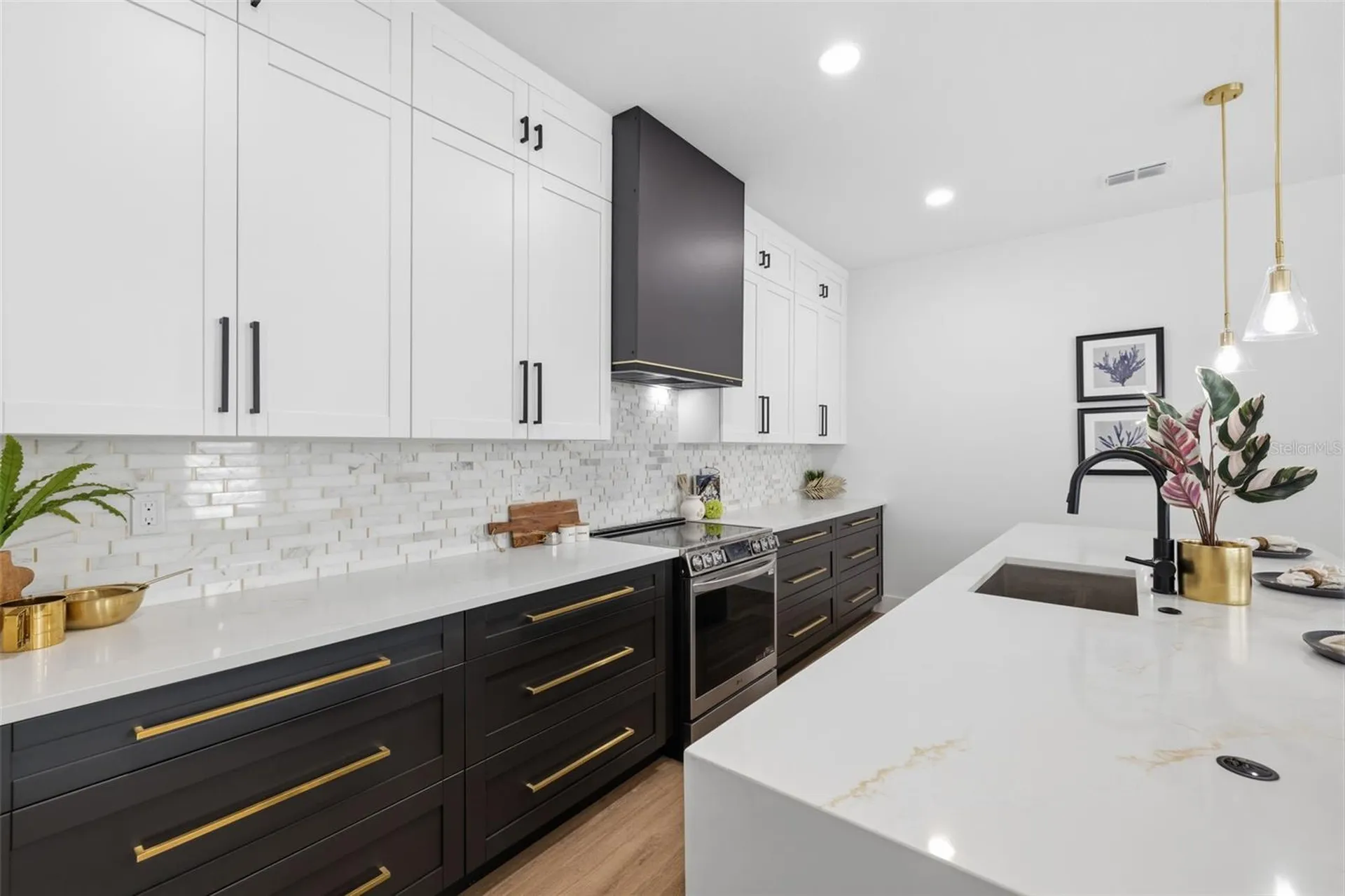2328 W La Salle Street Tampa FL 33607