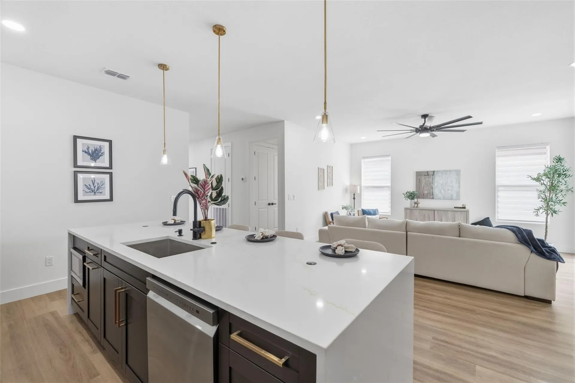 2328 W La Salle Street Tampa FL 33607