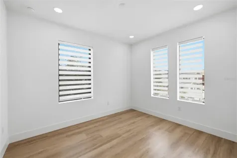 2328 W La Salle Street Tampa FL 33607