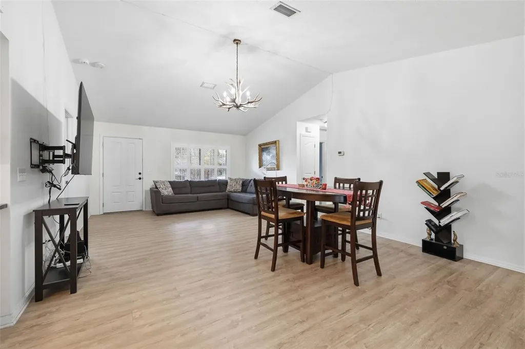 37744 Amelia Avenue Dade City FL 33525