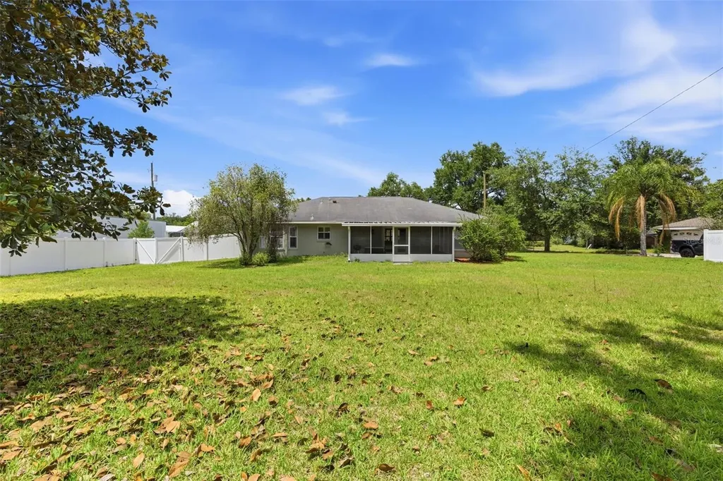 37744 Amelia Avenue Dade City FL 33525