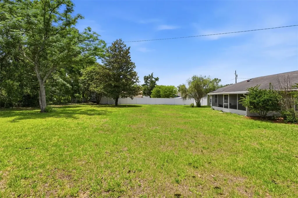 37744 Amelia Avenue Dade City FL 33525