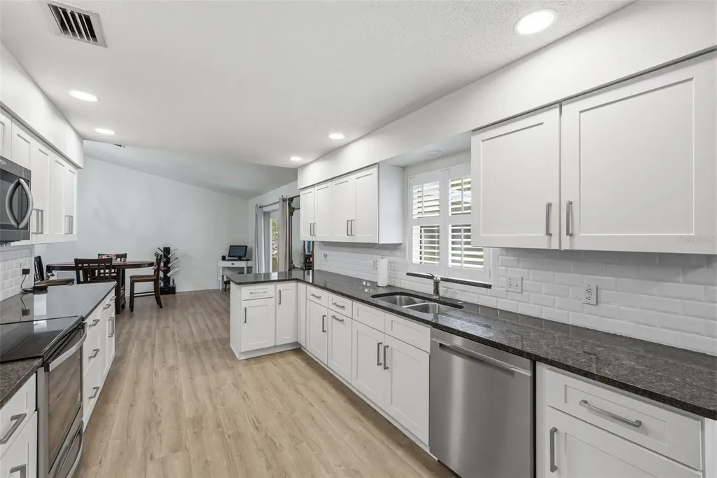 37744 Amelia Avenue Dade City FL 33525