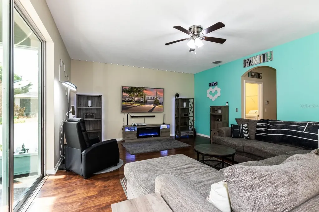 2943 Etowah Park Boulevard Tavares FL 32778