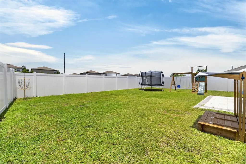11216 Kelly Green Avenue Wimauma FL 33598