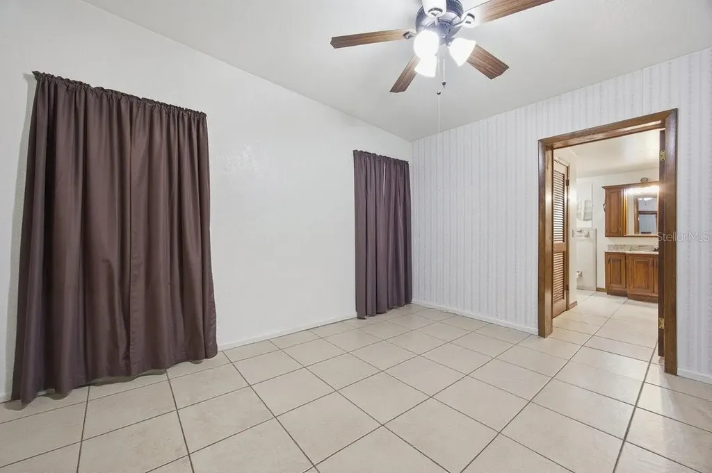 516 S Highland Avenue Winter Garden FL 34787