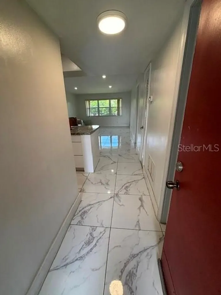 1400 NE 191st Street Miami FL 33179