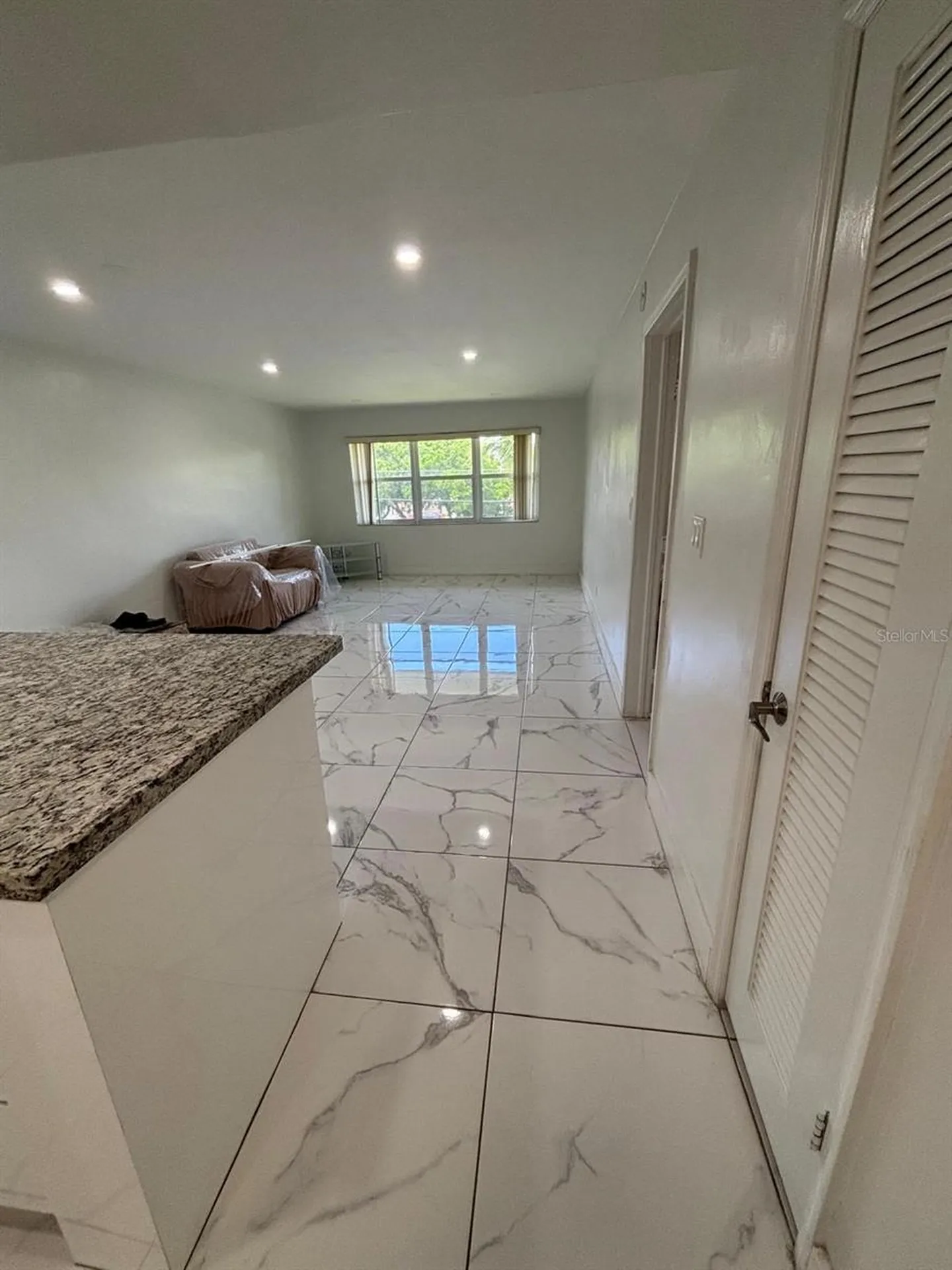 1400 NE 191st Street Miami FL 33179