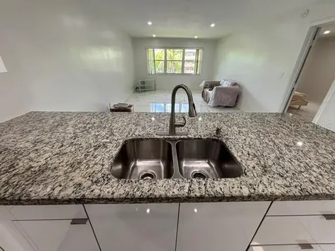 1400 NE 191st Street Miami FL 33179