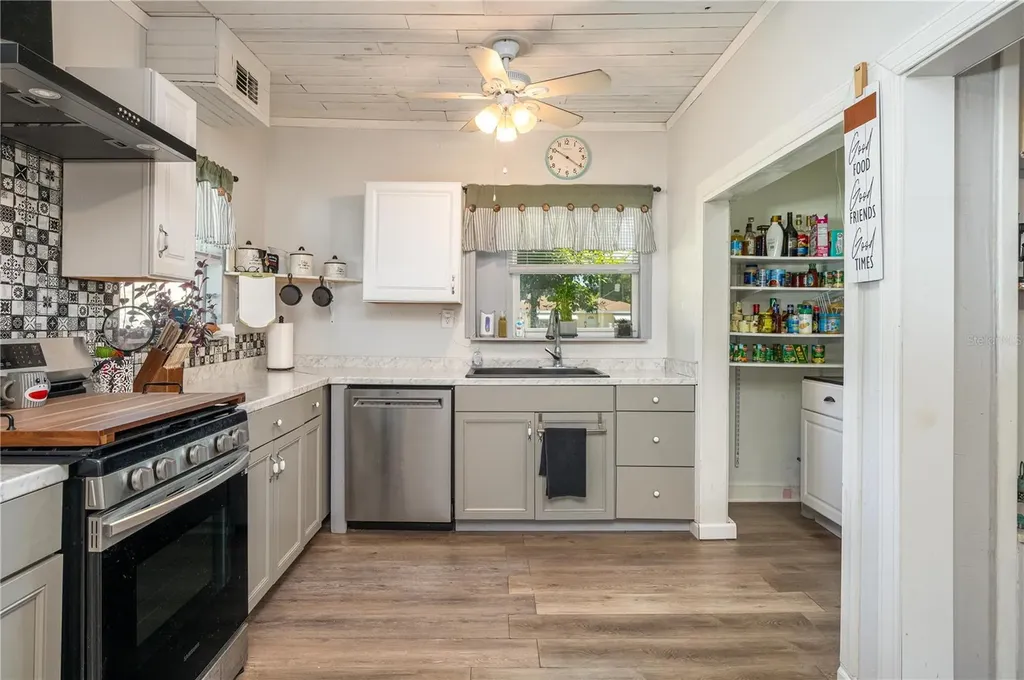 414 E Bullard Avenue Lake Wales FL 33853