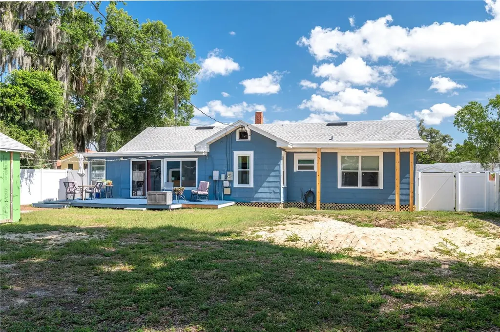 414 E Bullard Avenue Lake Wales FL 33853
