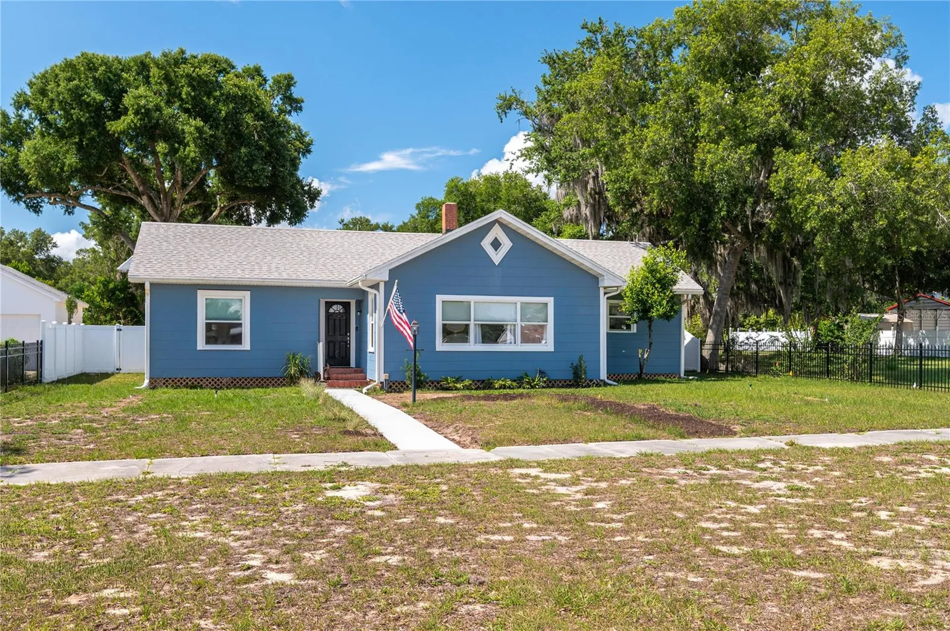 414 E Bullard Avenue Lake Wales FL 33853