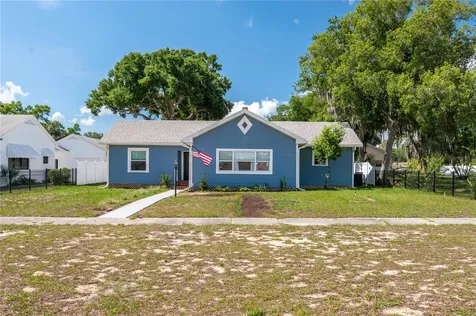 414 E Bullard Avenue Lake Wales FL 33853