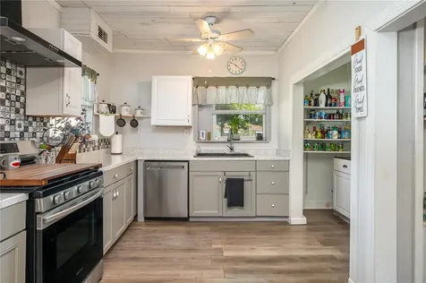414 E Bullard Avenue Lake Wales FL 33853