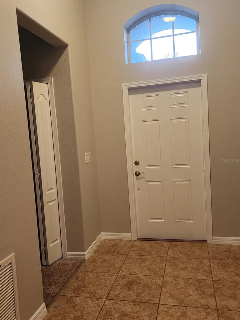 2765 Carrickton Circle Orlando FL 32824