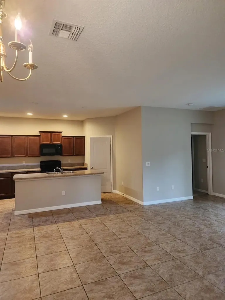 2765 Carrickton Circle Orlando FL 32824
