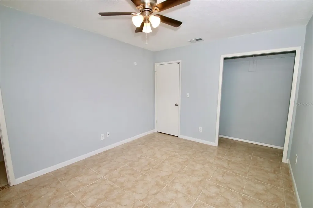 2202 Murdock Boulevard Orlando FL 32817