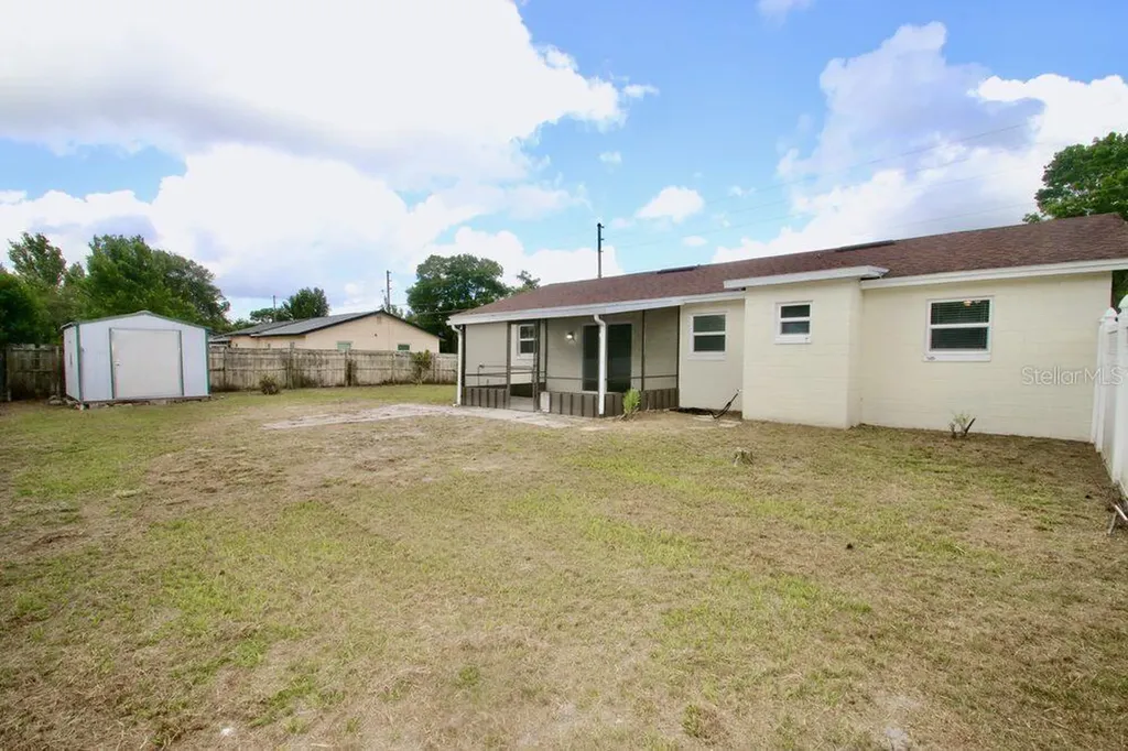2202 Murdock Boulevard Orlando FL 32817