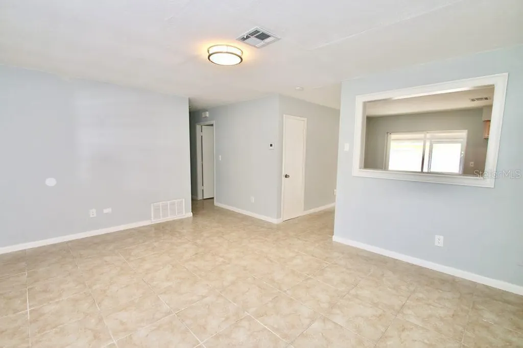 2202 Murdock Boulevard Orlando FL 32817
