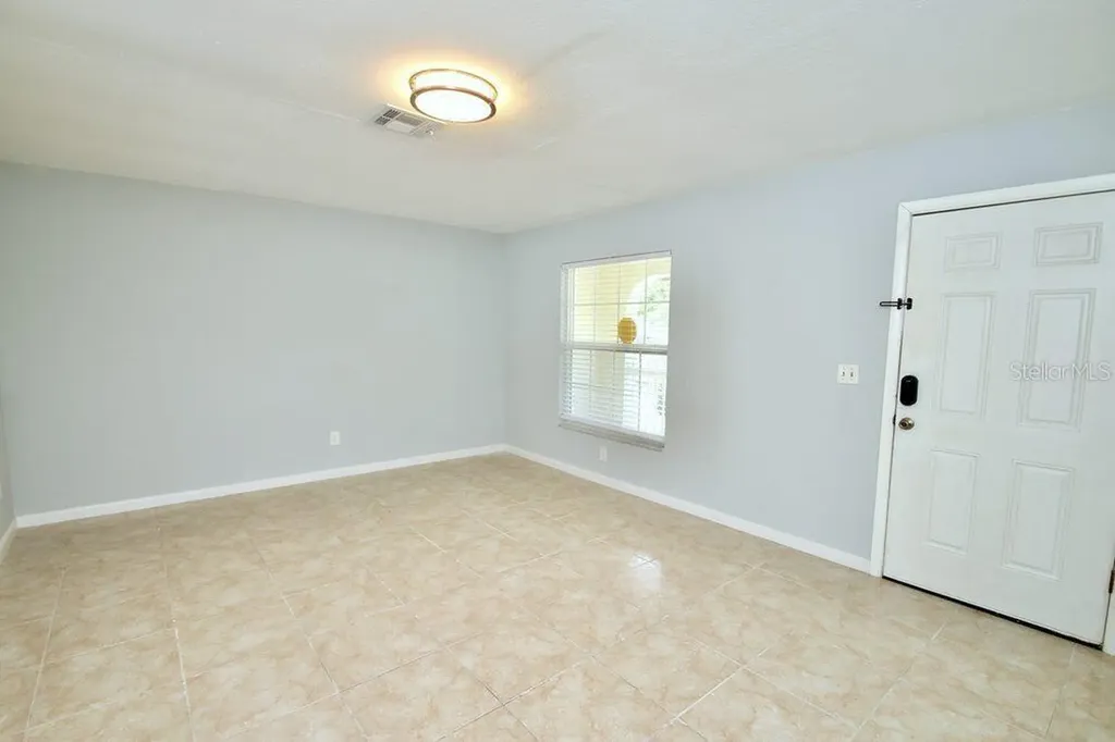 2202 Murdock Boulevard Orlando FL 32817