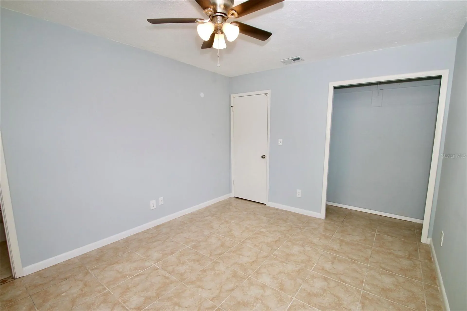2202 Murdock Boulevard Orlando FL 32817