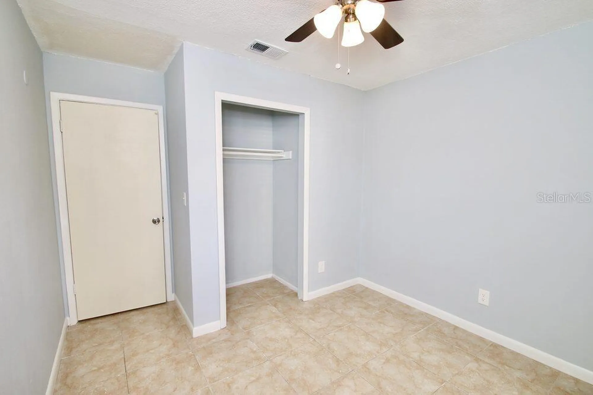 2202 Murdock Boulevard Orlando FL 32817