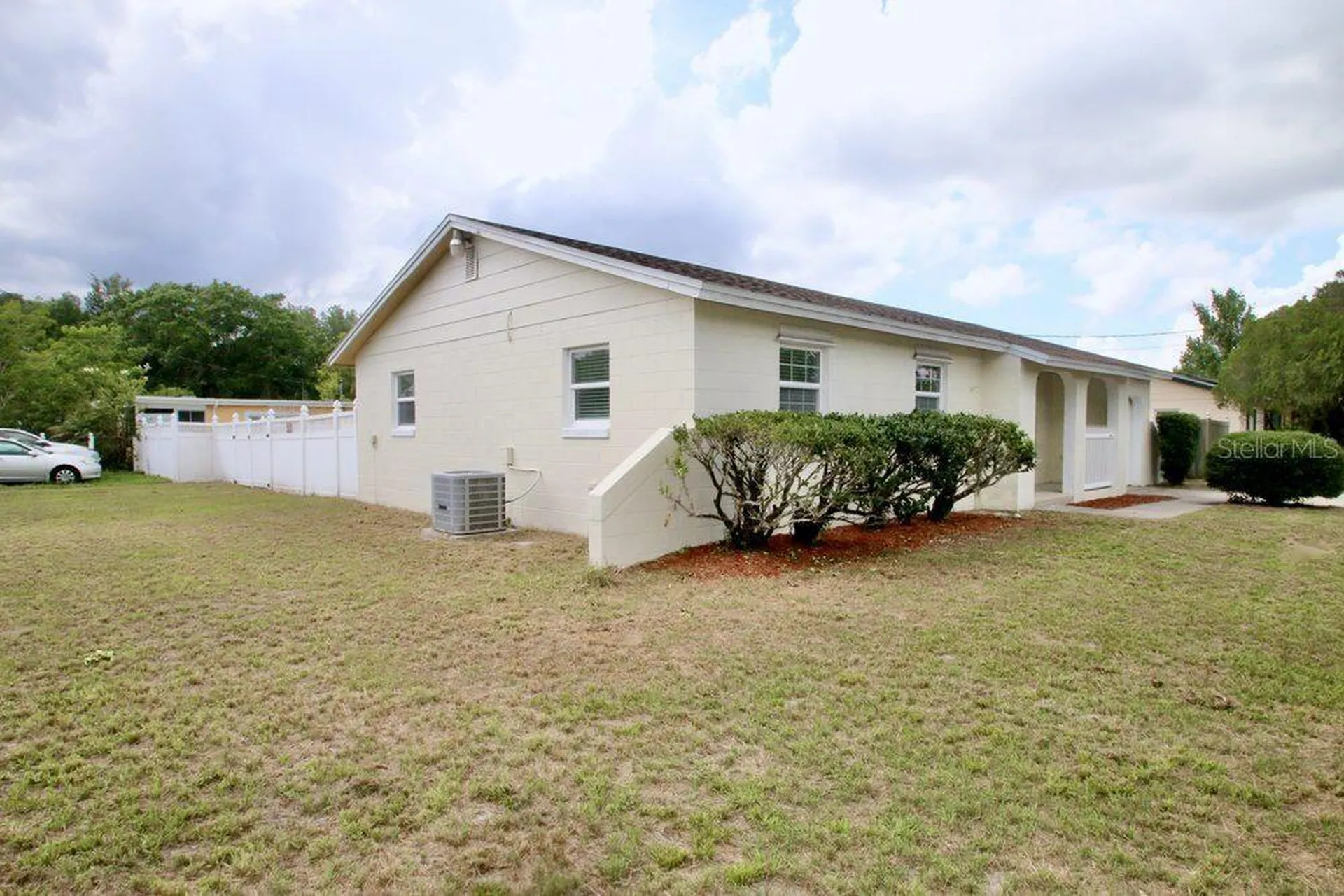 2202 Murdock Boulevard Orlando FL 32817
